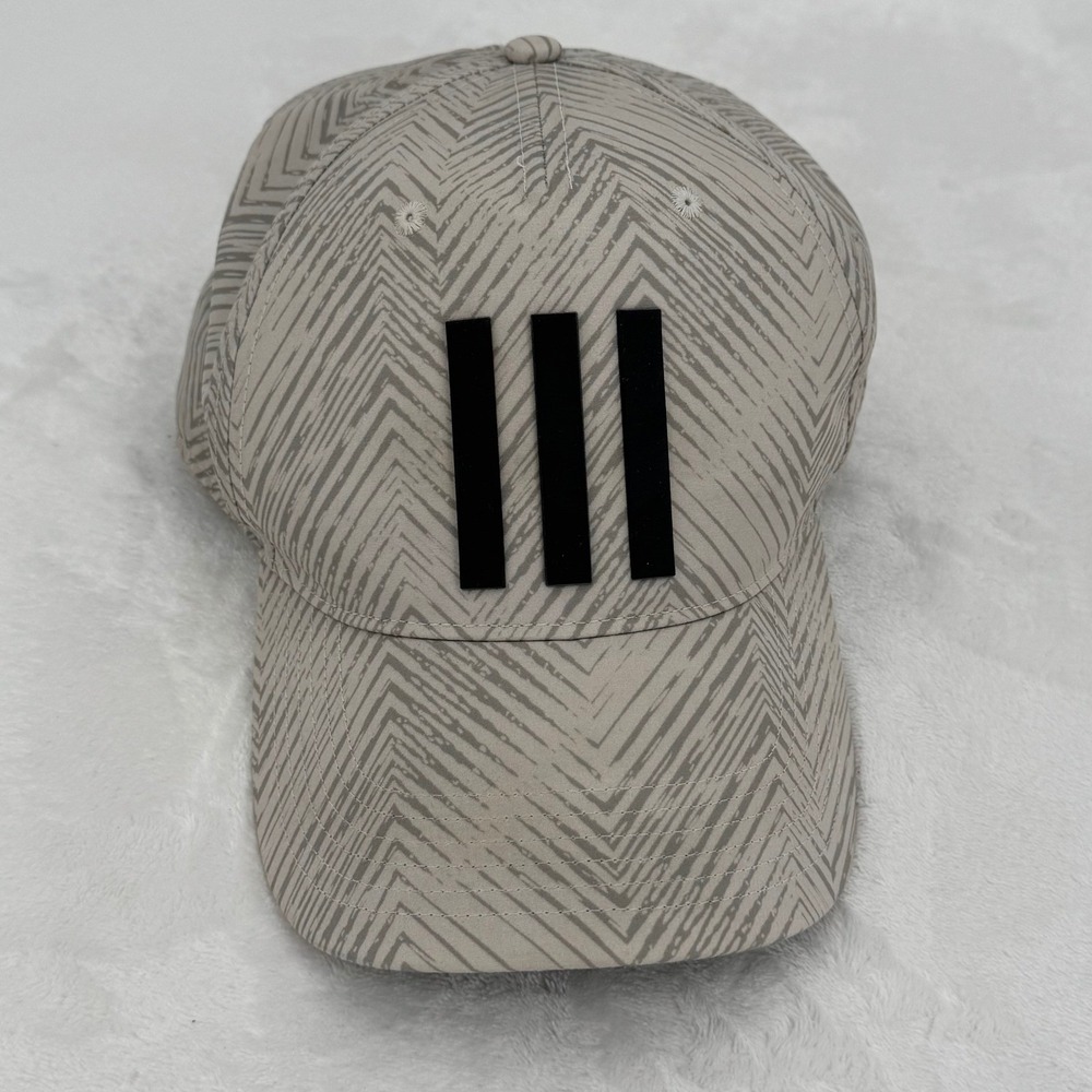 Disney Golf Adidas 3 Stripes Printed Golf Cap Snap Back Hat Silver Pebble Gray